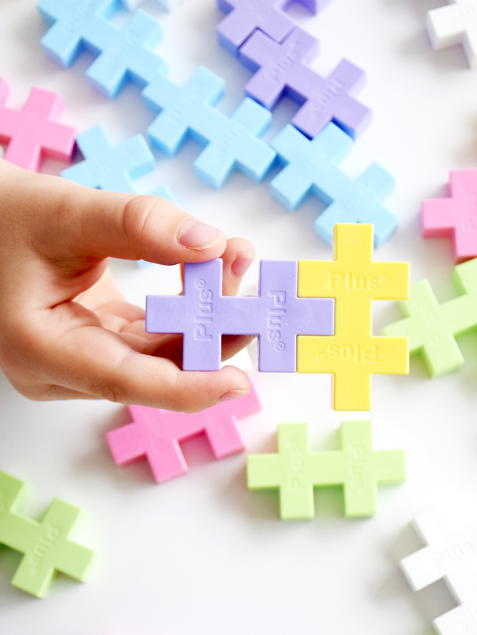 BIG Pastel Colour Mix - 15 pcs